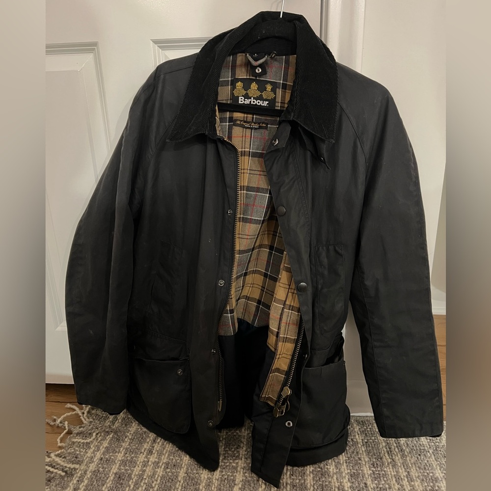 Barbour men’s jacket XL in navy. Great condition!